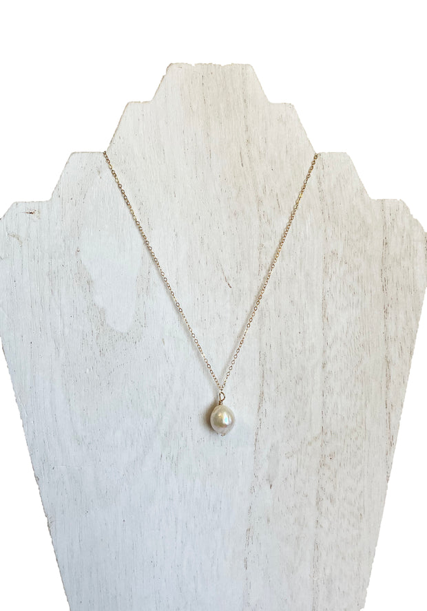Dainty Pearl Necklace || Everyday Pearl Jewelry || 14K Gold Filled || –  DaddyDaughterjewelry